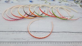 Ободок для волос -пластиковый