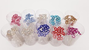 Шпильки для волос купить оптом по низкой цене с быстрой доставкой. Шпильки-ромашки для волос со стразами хорошего качества отлично держатся в прическе