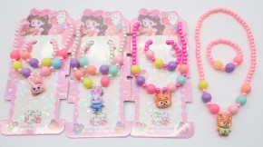 Набор бижутерии для девочки оптом купить по низкой цене с доставкой по всей России и СНГ.