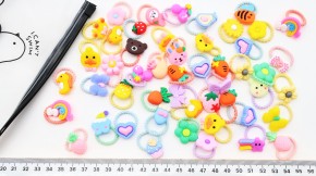 Резинки для волос  купить оптом по низкой цене с доставкой по России и СНГ. Модные банты для девочек бант на резинке для танцев купить оптом. Бантик с украшением на резинке купить оптом