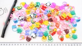 Резинки для волос  купить оптом по низкой цене с доставкой по России и СНГ. Модные банты для девочек бант на резинке для танцев купить оптом. Бантик с украшением на резинке купить оптом