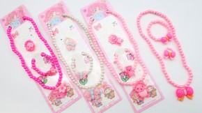 Набор детской бижутерии оптом. Красивый набор бижутерии для девочки по выгодным ценам, большой выбор.