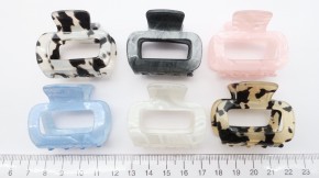 Крабы для волос купить оптом по низкой цене с доставкой по России и СНГ. Модные крабы для девочек дополнят прекрасный образ любой модницы