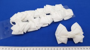 Бант на резинке белый органза купить оптом по низкой цене с доставкой по России и СНГ. Модные банты для девочек бант на резинке для танцев купить оптом