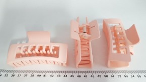 Крабы для волос купить оптом по низкой цене с доставкой по России и СНГ. Модные крабы для девочек дополнят прекрасный образ любой модницы